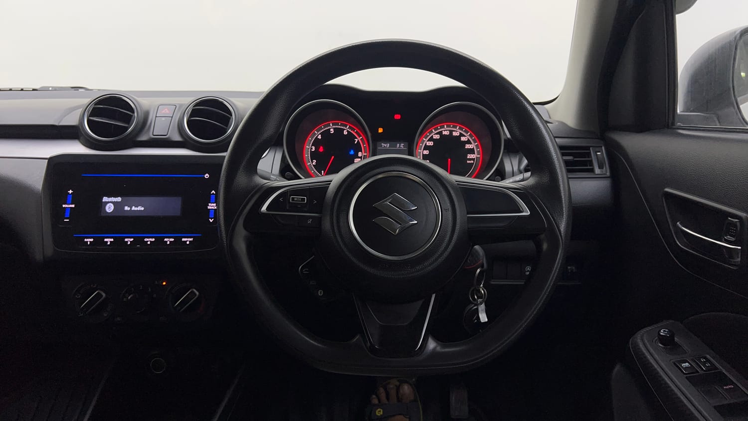 Used 2021 Maruti Suzuki Swift VXi AMT Petrol Automatic interior STEERING VIEW