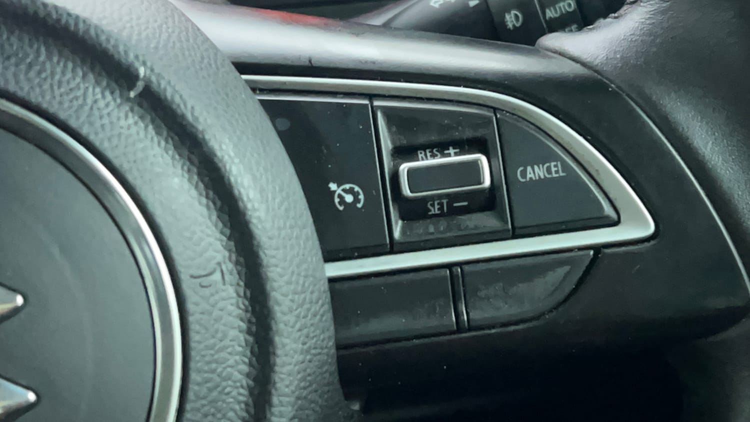 Used 2023 Maruti Suzuki Jimny Alpha AT Petrol Automatic top_features Cruise control