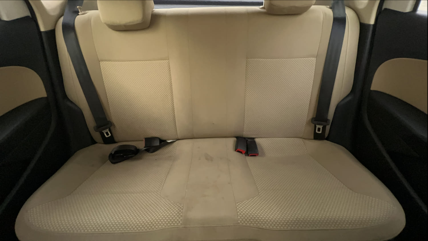Used 2017 Volkswagen Polo Highline1.2L (P) Petrol Manual interior REAR SEAT CONDITION VIEW