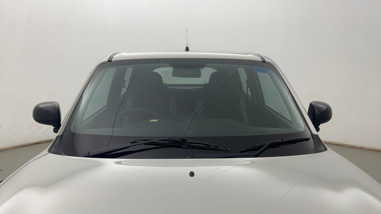Used 2022 Maruti Suzuki S-Presso VXi (O) Petrol Manual exterior FRONT WINDSHIELD VIEW