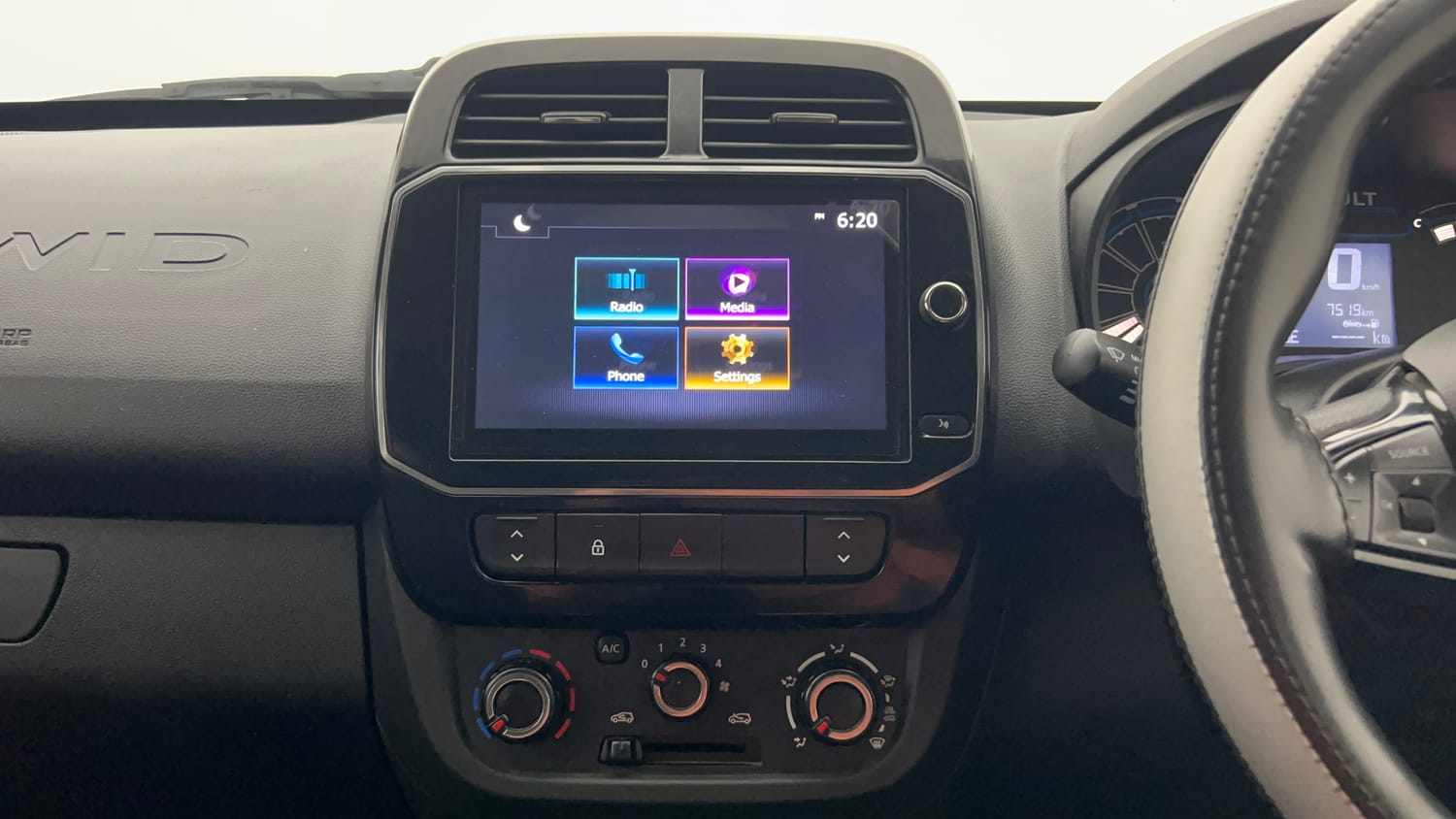 Used 2024 Renault Kwid RXT 1.0L Petrol Manual top_features Integrated (in-dash) music system