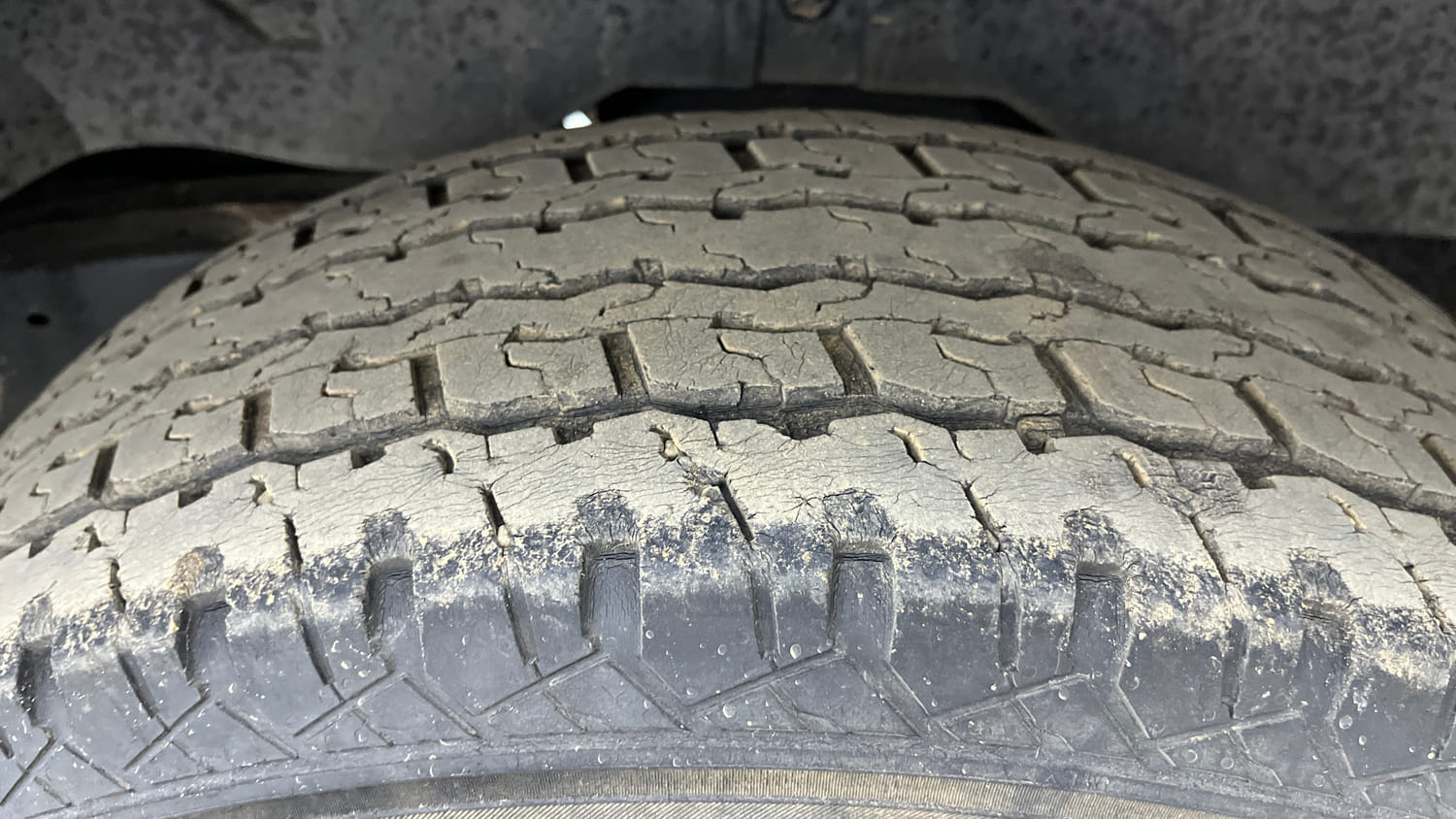 Used 2022 mahindra Thar LX Hard Top Diesel MT 4WD Diesel Manual tyres LEFT REAR TYRE TREAD VIEW