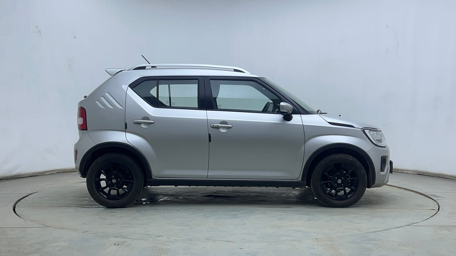 Used 2024 Maruti Suzuki Ignis Alpha 1.2 AMT Petrol Automatic exterior RIGHT SIDE VIEW