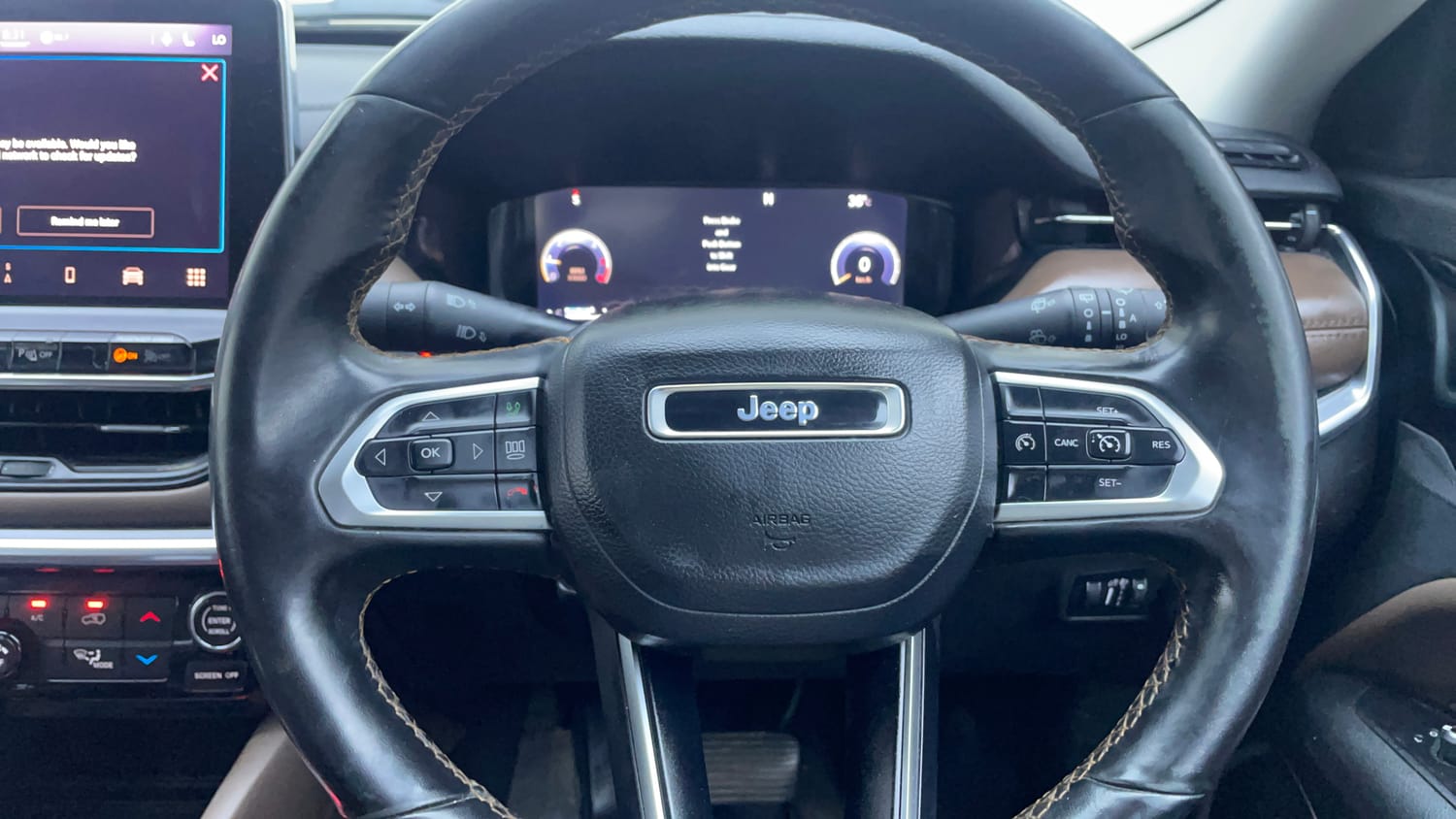 Used 2022 Jeep Meridian Limited (O) 4X2 AT Diesel Automatic interior STEERING VIEW