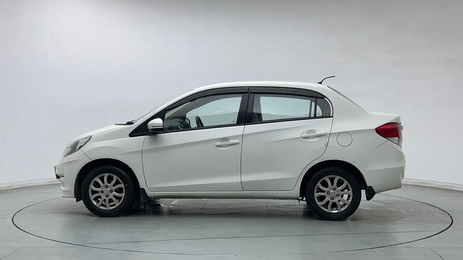 Used 2016 Honda Amaze 1.2 VX AT i-VTEC Petrol Automatic exterior LEFT SIDE VIEW