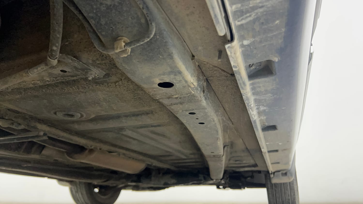 Used 2018 Maruti Suzuki Baleno Delta 1.2 Petrol Manual extra REAR RIGHT UNDERBODY VIEW
