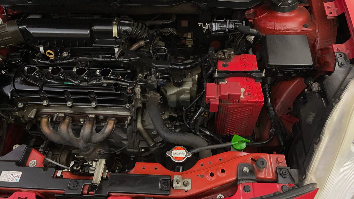 Used 2018 Maruti Suzuki Swift ZXi AMT Petrol Automatic engine ENGINE LEFT SIDE VIEW