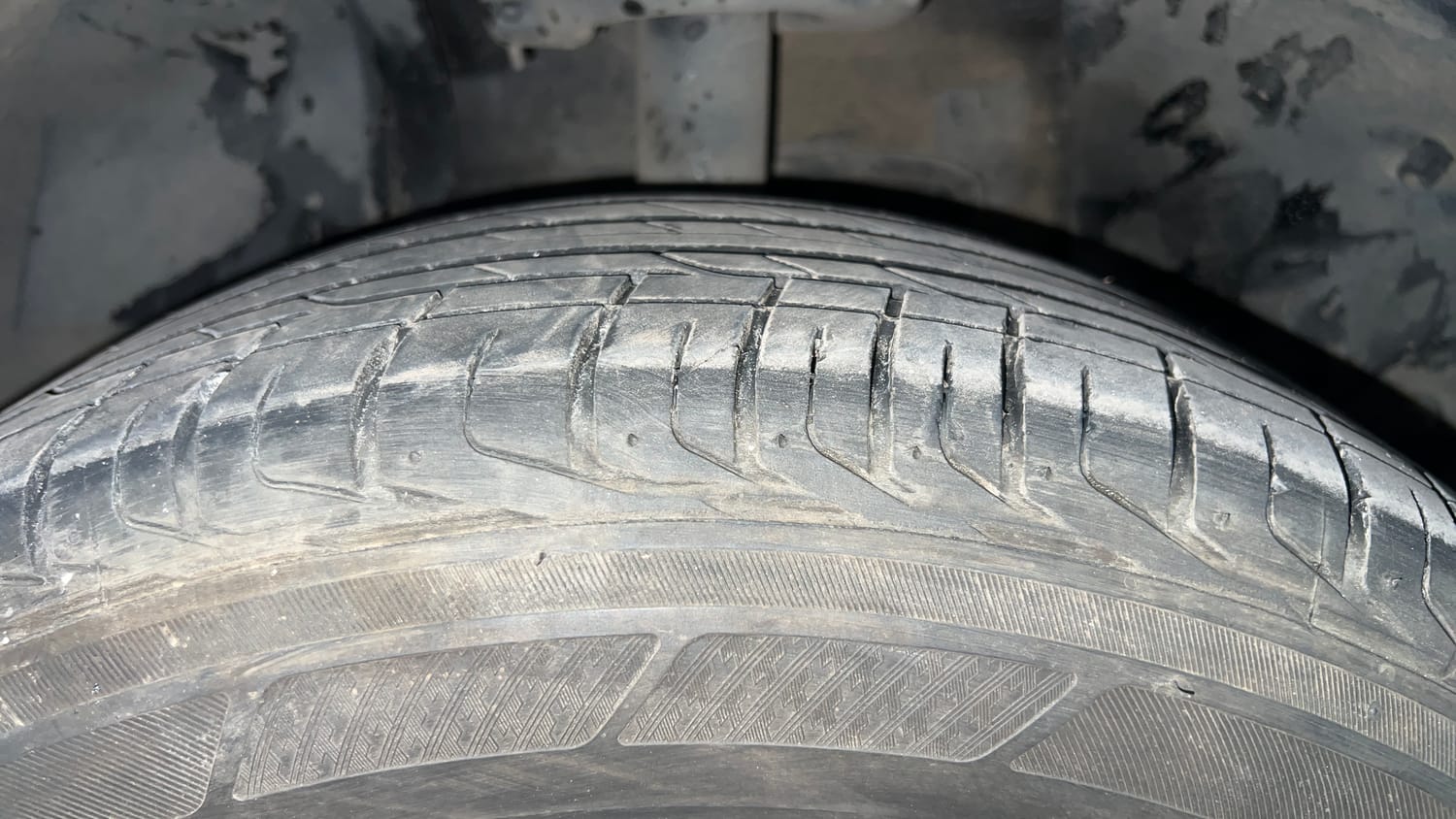 Used 2023 Tata Nexon XZ Plus LUXS Diesel Diesel Manual tyres LEFT FRONT TYRE TREAD VIEW