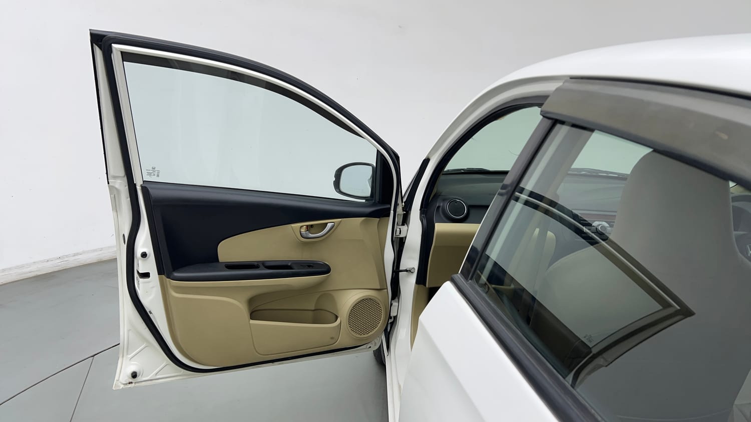 Used 2016 Honda Amaze 1.2 VX AT i-VTEC Petrol Automatic interior LEFT FRONT DOOR OPEN VIEW