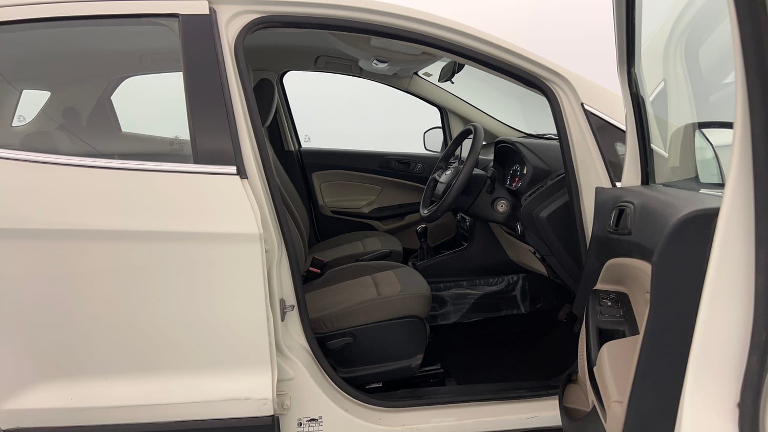 Used 2019 Ford EcoSport Trend 1.5L Ti-VCT Petrol Manual interior RIGHT SIDE FRONT DOOR CABIN VIEW