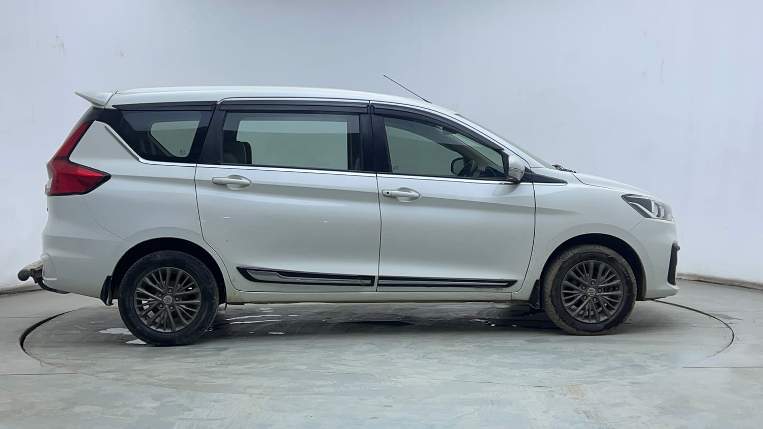 Used 2021 Maruti Suzuki New Ertiga VXi AT Petrol Automatic exterior RIGHT SIDE VIEW