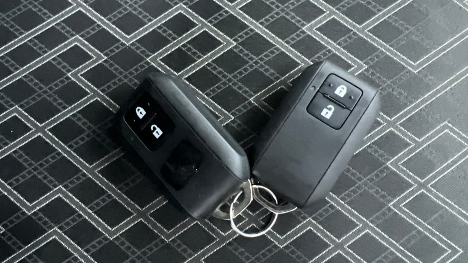 Used 2024 Maruti Suzuki Ignis Alpha 1.2 AMT Petrol Automatic extra CAR KEY VIEW