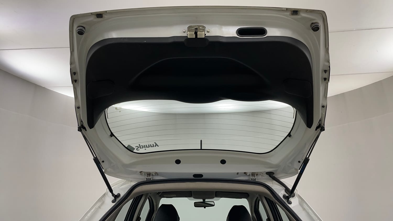 Used 2022 Honda WR-V SV MT Petrol Petrol Manual interior DICKY DOOR OPEN VIEW