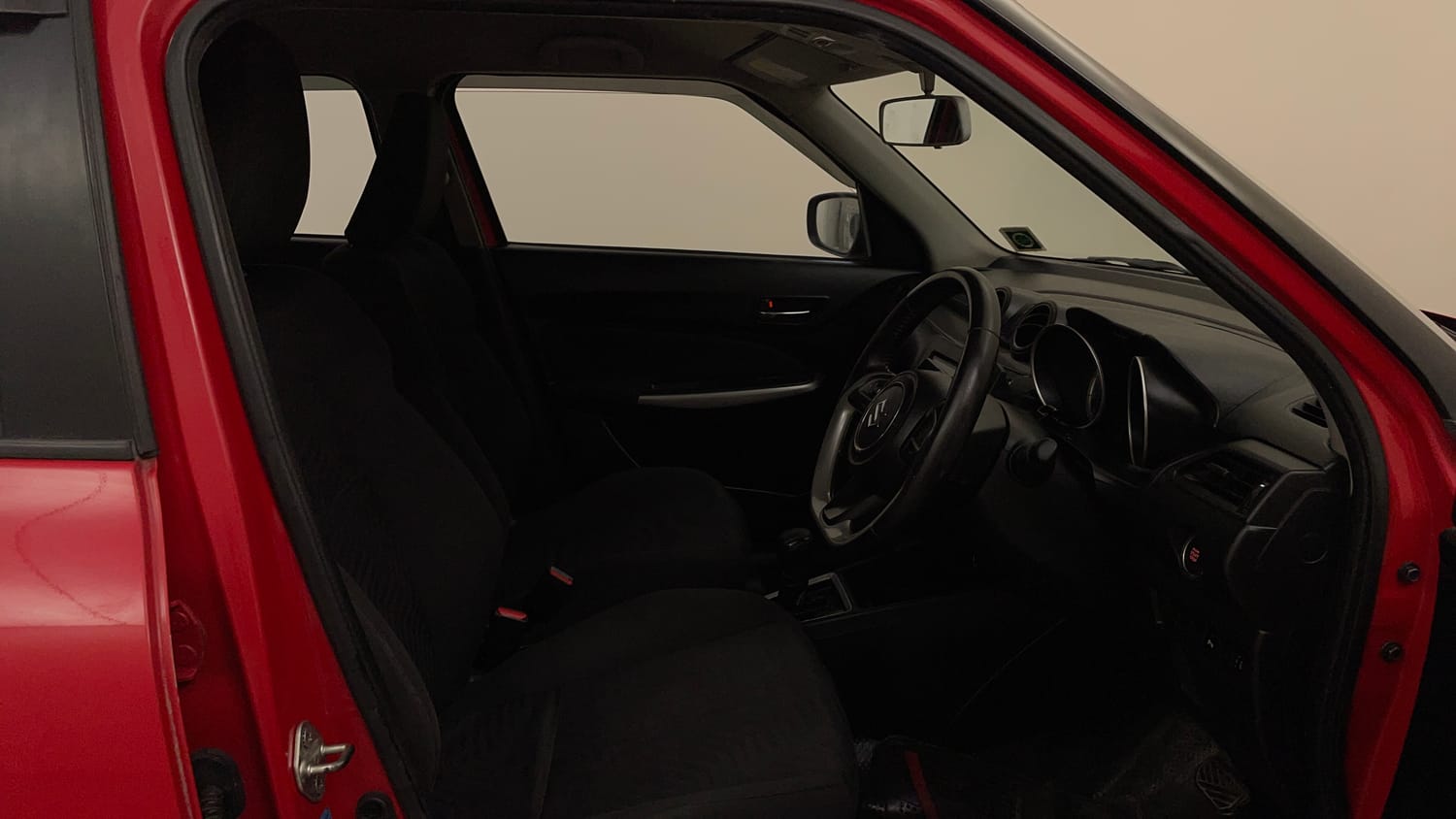 Used 2018 Maruti Suzuki Swift ZXi AMT Petrol Automatic interior RIGHT SIDE FRONT DOOR CABIN VIEW