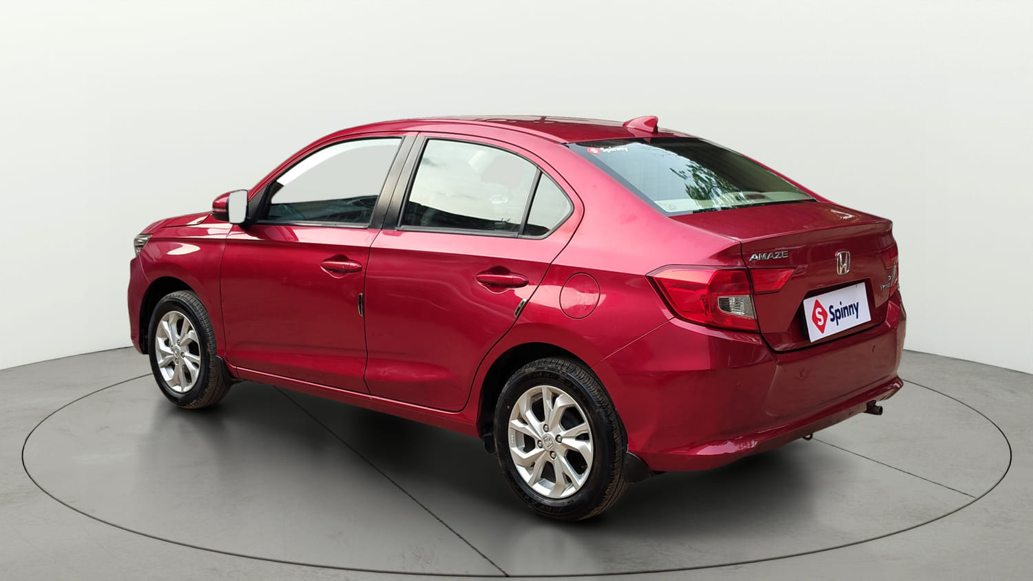 Used 2020 Honda Amaze 1.2 V MT Petrol Petrol Manual exterior LEFT REAR CORNER VIEW