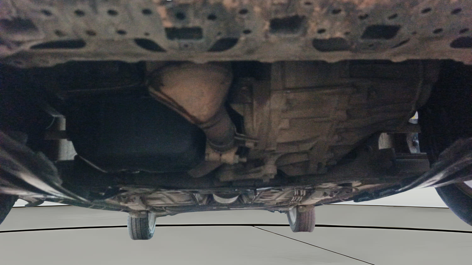 Used 2019 Maruti Suzuki Swift ZDi Plus AMT Diesel Automatic extra FRONT LEFT UNDERBODY VIEW