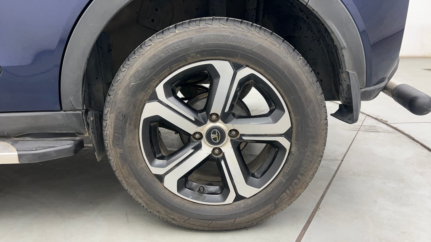 Used 2023 Tata Nexon XZ Plus LUXS Diesel Diesel Manual tyres LEFT REAR TYRE RIM VIEW