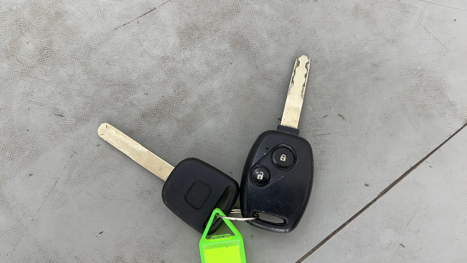 Used 2015 Honda Amaze 1.2 S i-VTEC Petrol Manual extra CAR KEY VIEW