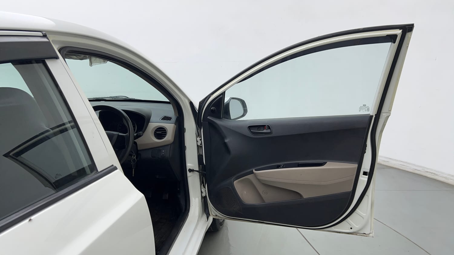 Used 2015 Hyundai Grand i10 Era 1.2 Kappa VTVT Petrol Manual interior RIGHT FRONT DOOR OPEN VIEW