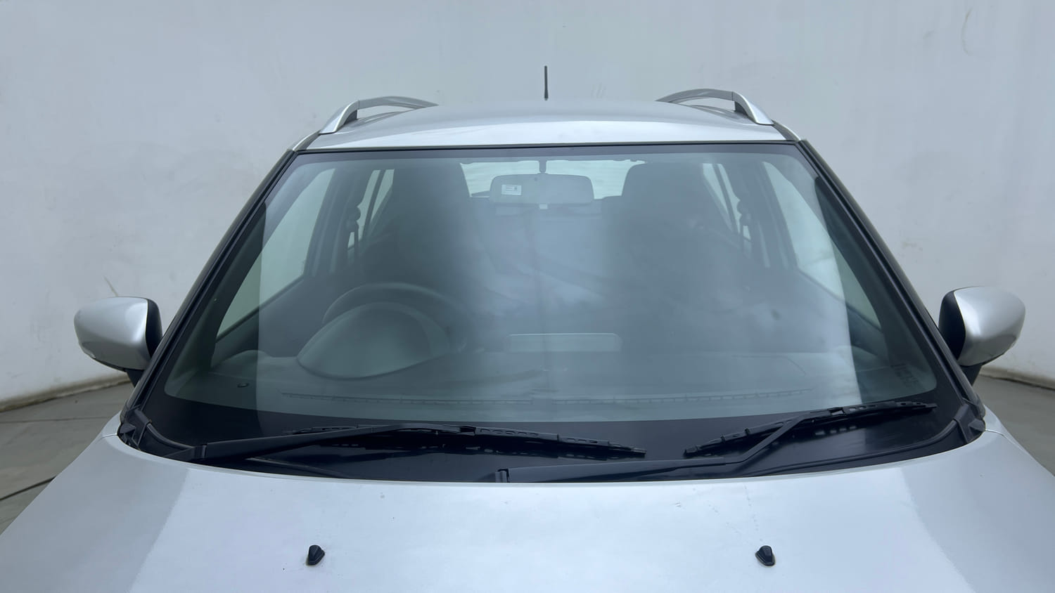 Used 2024 Maruti Suzuki Ignis Alpha 1.2 AMT Petrol Automatic exterior FRONT WINDSHIELD VIEW
