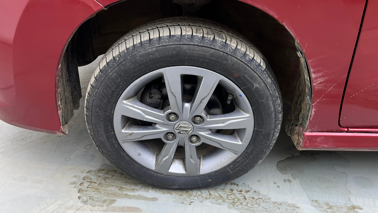 Used 2017 Maruti Suzuki Wagon R VXI+ Petrol Manual tyres LEFT FRONT TYRE RIM VIEW