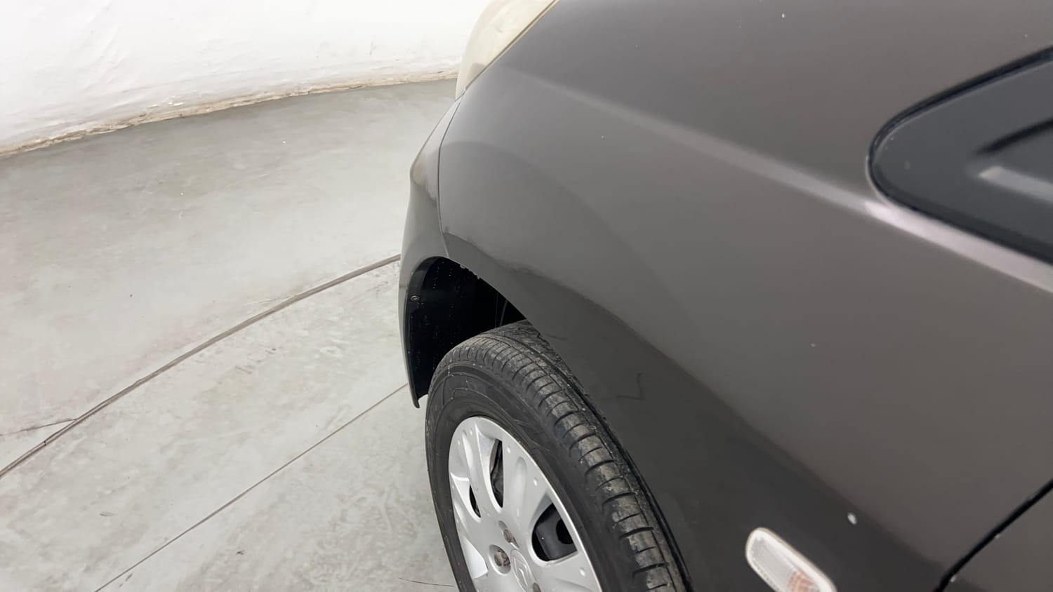 Used 2015 Honda Amaze 1.2 S i-VTEC Petrol Manual dents MINOR DENT