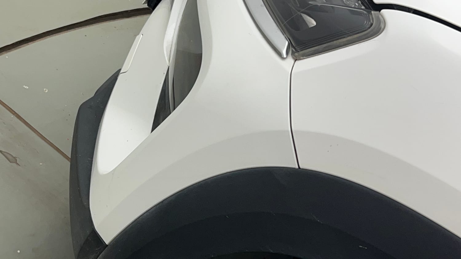 Used 2024 Renault Kwid RXT 1.0L Petrol Manual dents MINOR SCRATCH