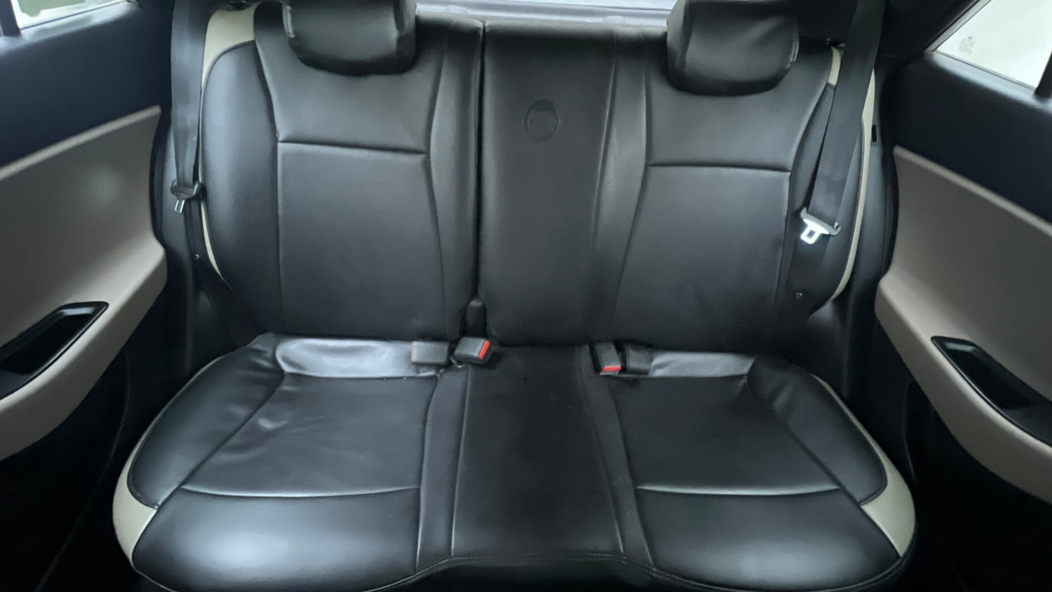 Used 2015 Hyundai Elite i20 Asta 1.2 Petrol Manual interior REAR SEAT CONDITION VIEW