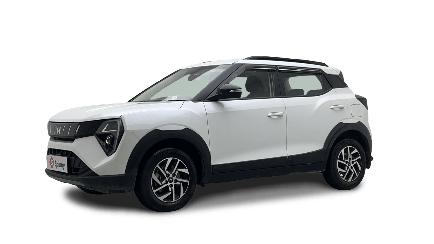 Used 2024 Mahindra XUV 3XO AX5 1.5 Diesel Autoshift Plus Diesel Automatic Image