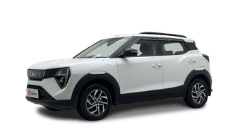 Used 2024 Mahindra XUV 3XO AX5 1.5 Diesel Autoshift Plus Diesel Automatic Image