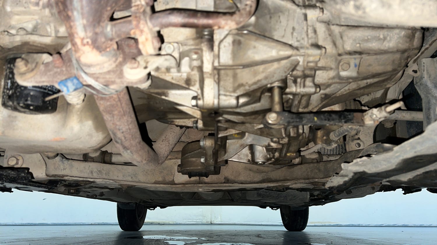 Used 2020 Maruti Suzuki Dzire VXi Petrol Manual extra FRONT LEFT UNDERBODY VIEW