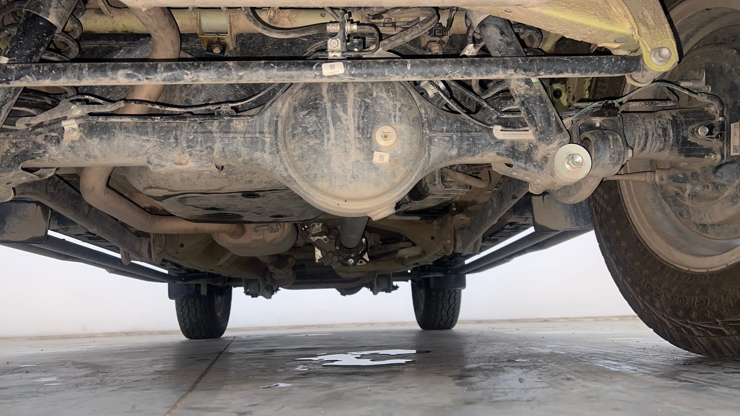 Used 2023 Maruti Suzuki Jimny Alpha AT Petrol Automatic extra REAR UNDERBODY VIEW (TAKEN FROM REAR)