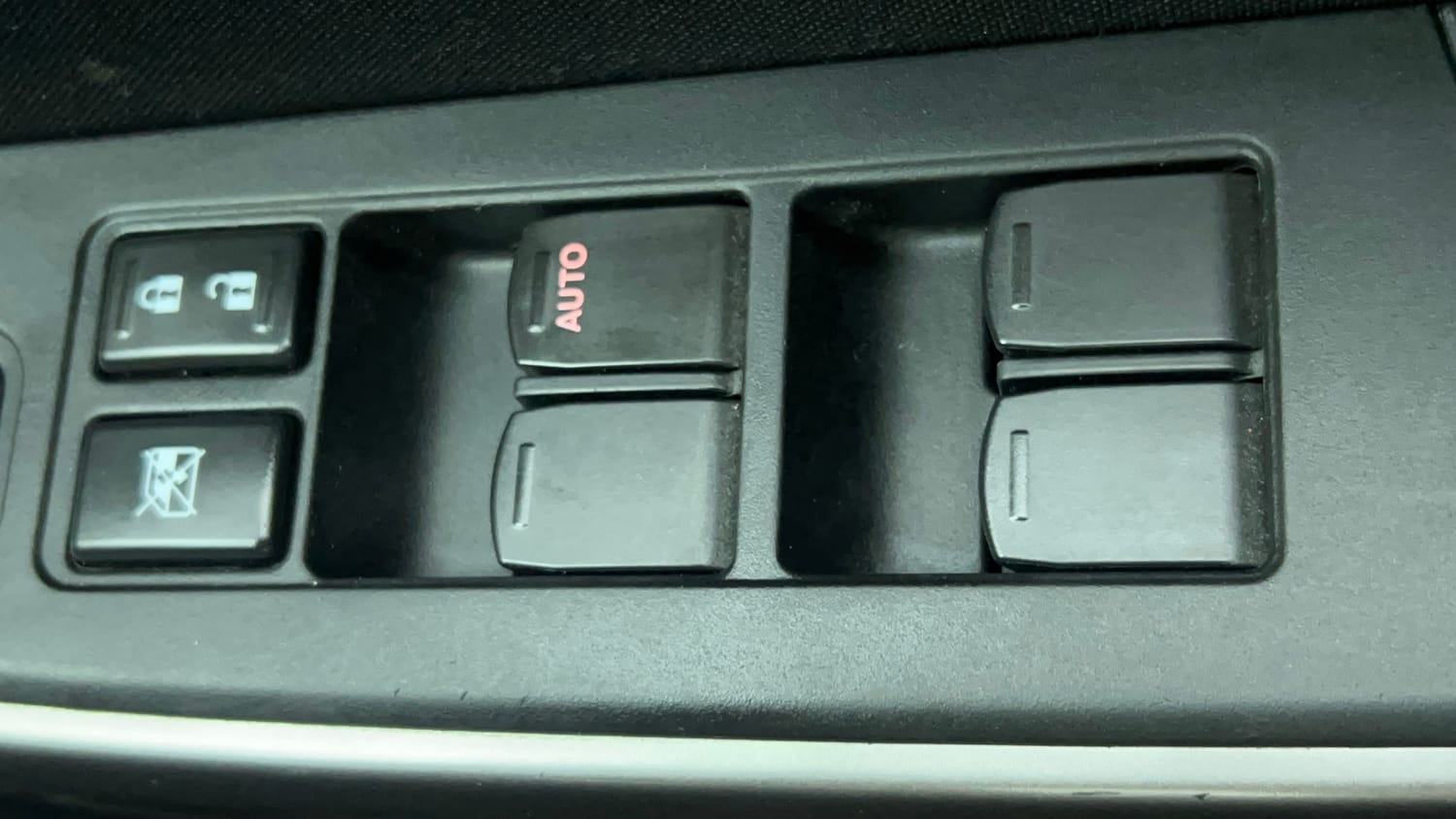 Used 2022 Maruti Suzuki Swift ZXi Plus AMT Petrol Automatic top_features Anti pinch power windows