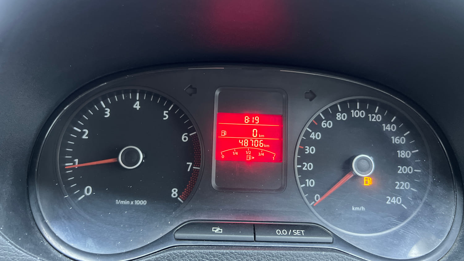 Used 2013 Volkswagen Polo Comfortline 1.2L (P) Petrol Manual interior CLUSTERMETER VIEW