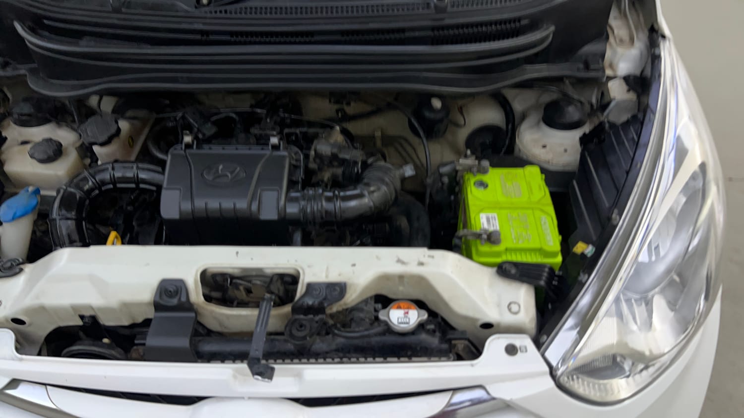 Used 2014 Hyundai Eon Era + Petrol Manual engine ENGINE LEFT SIDE VIEW