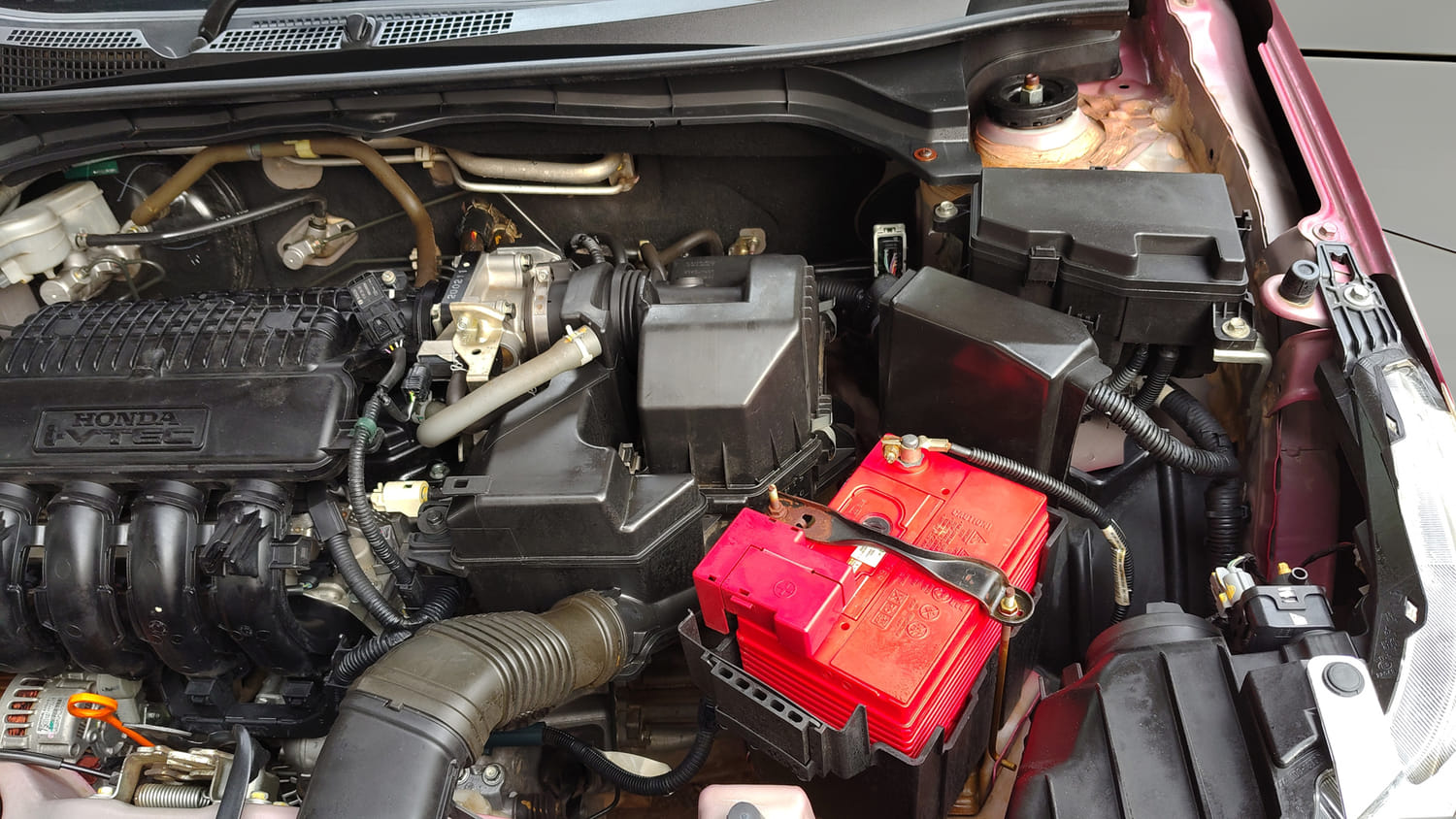 Used 2020 Honda Amaze 1.2 V MT Petrol Petrol Manual engine ENGINE LEFT SIDE VIEW