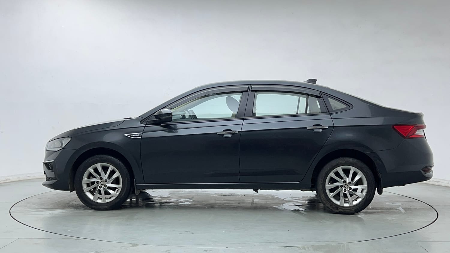 Used 2022 Skoda Slavia Ambition 1.0L TSI MT Petrol Manual exterior LEFT SIDE VIEW