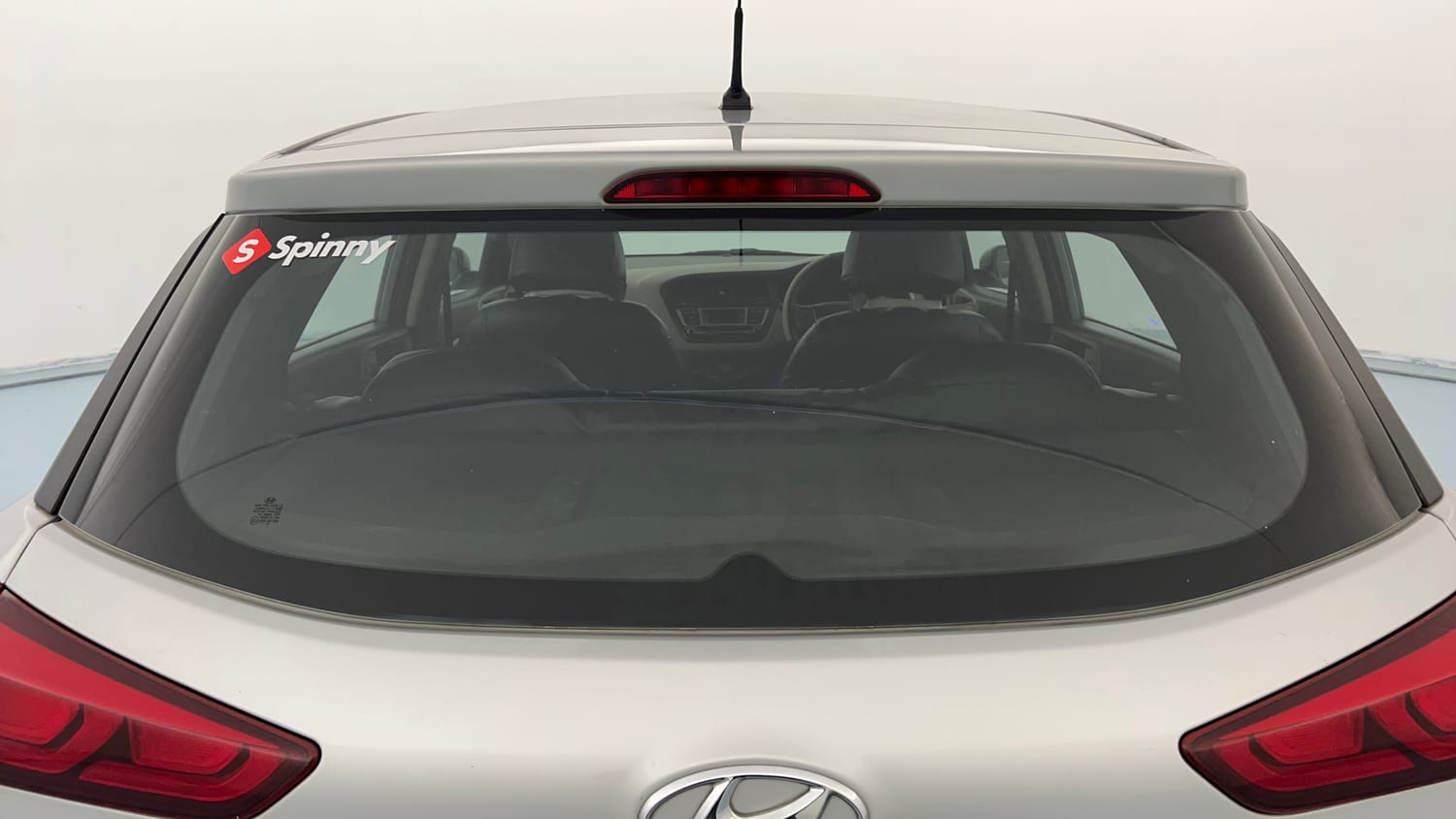 Used 2015 Hyundai Elite i20 Magna 1.2 Petrol Manual exterior BACK WINDSHIELD VIEW