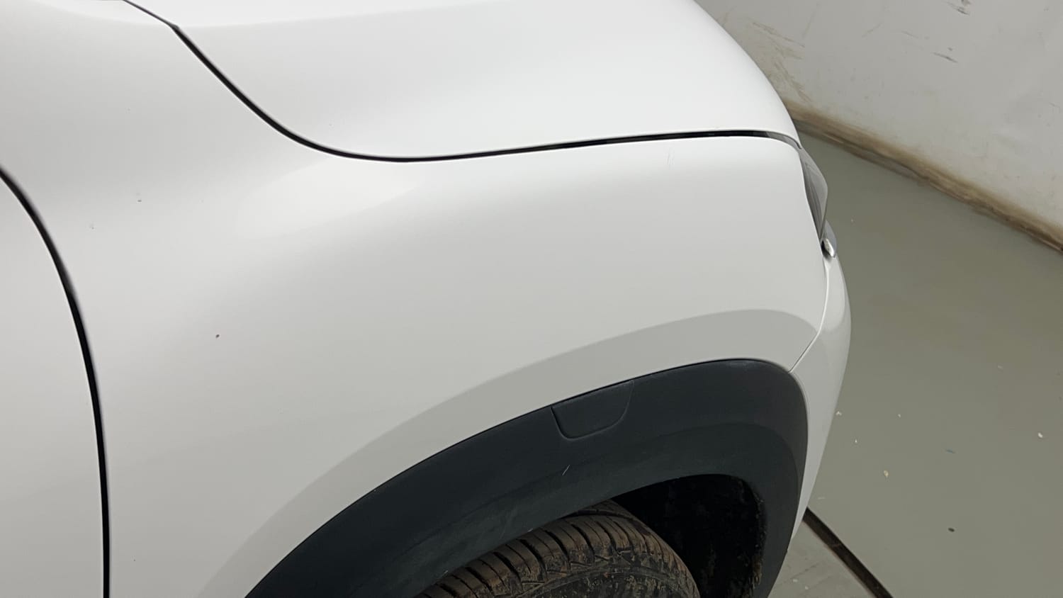 Used 2024 Renault Kwid RXT 1.0L Petrol Manual dents MINOR SCRATCH