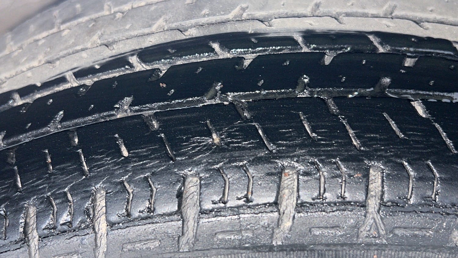 Used 2016 Maruti Suzuki Alto K10 VXi Petrol Manual tyres RIGHT FRONT TYRE TREAD VIEW