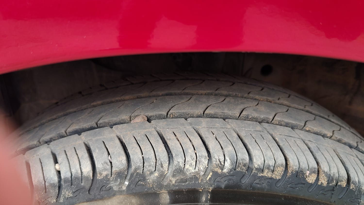 Used 2020 Honda Amaze 1.2 V MT Petrol Petrol Manual tyres LEFT FRONT TYRE TREAD VIEW