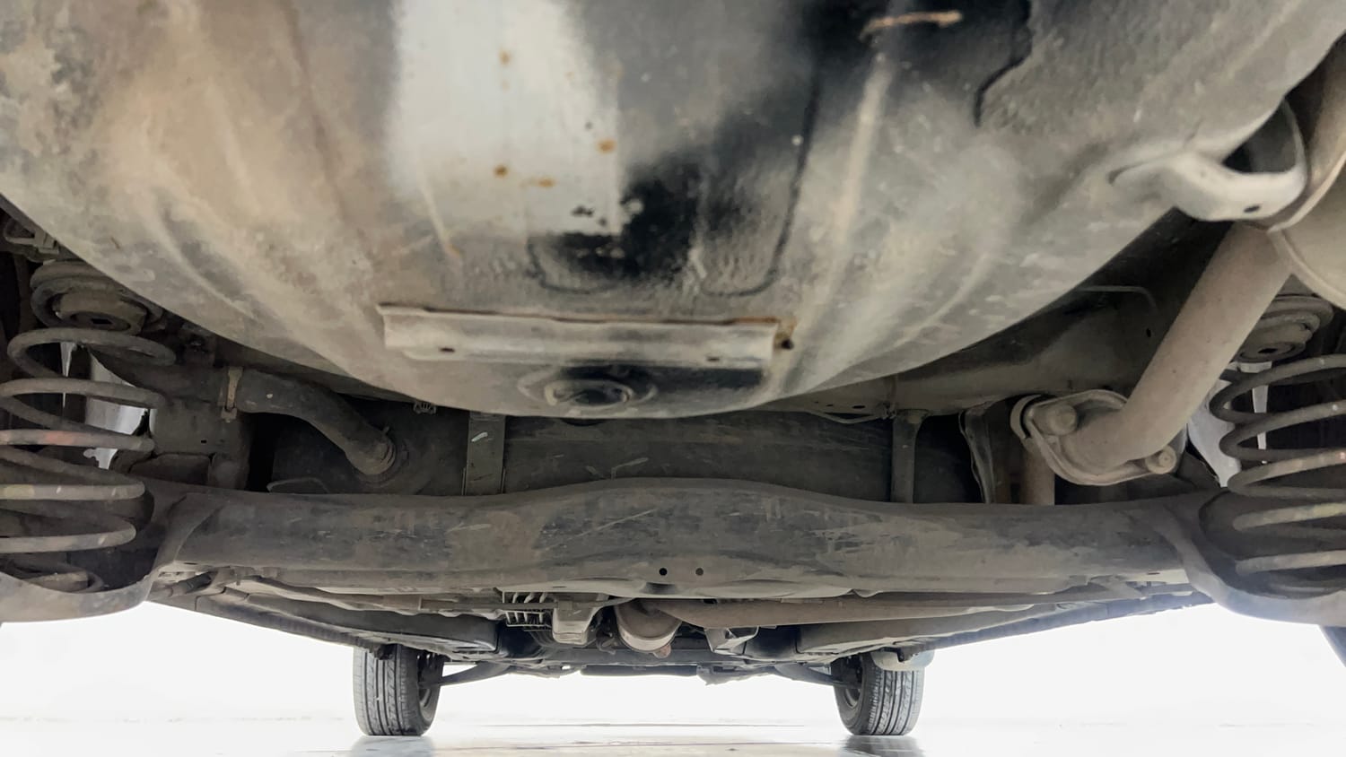 Used 2015 Honda Amaze 1.2 S i-VTEC Petrol Manual extra REAR UNDERBODY VIEW (TAKEN FROM REAR)