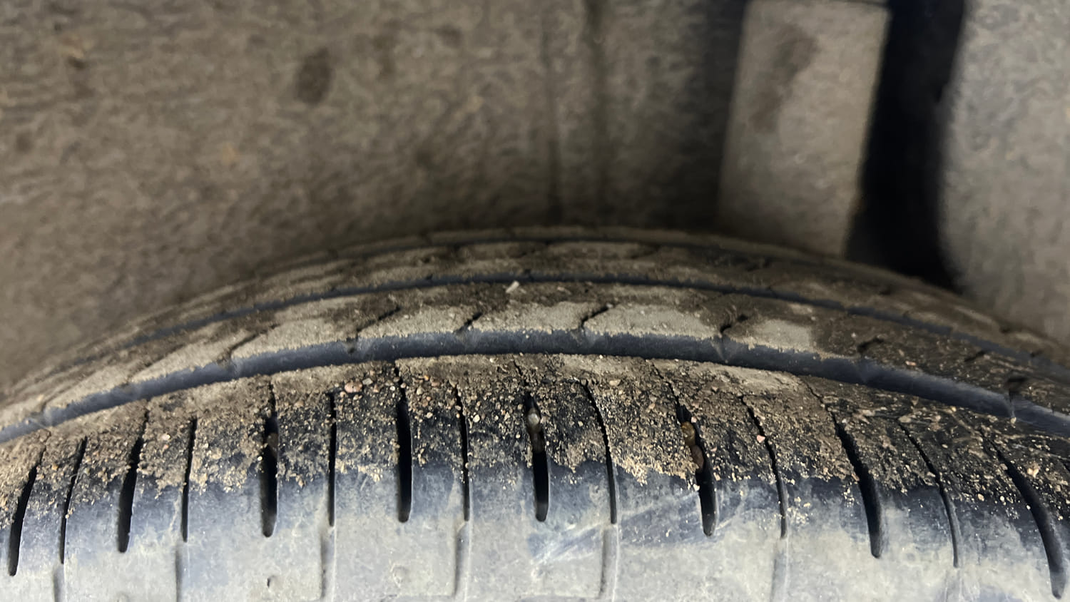 Used 2024 Maruti Suzuki Ignis Alpha 1.2 AMT Petrol Automatic tyres LEFT REAR TYRE TREAD VIEW