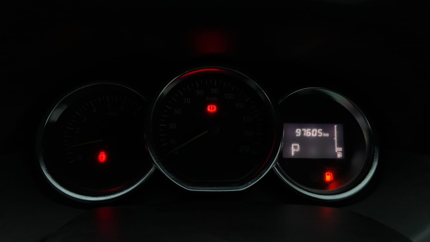 Used 2017 Renault Duster RXS CVT Petrol Automatic interior CLUSTERMETER VIEW