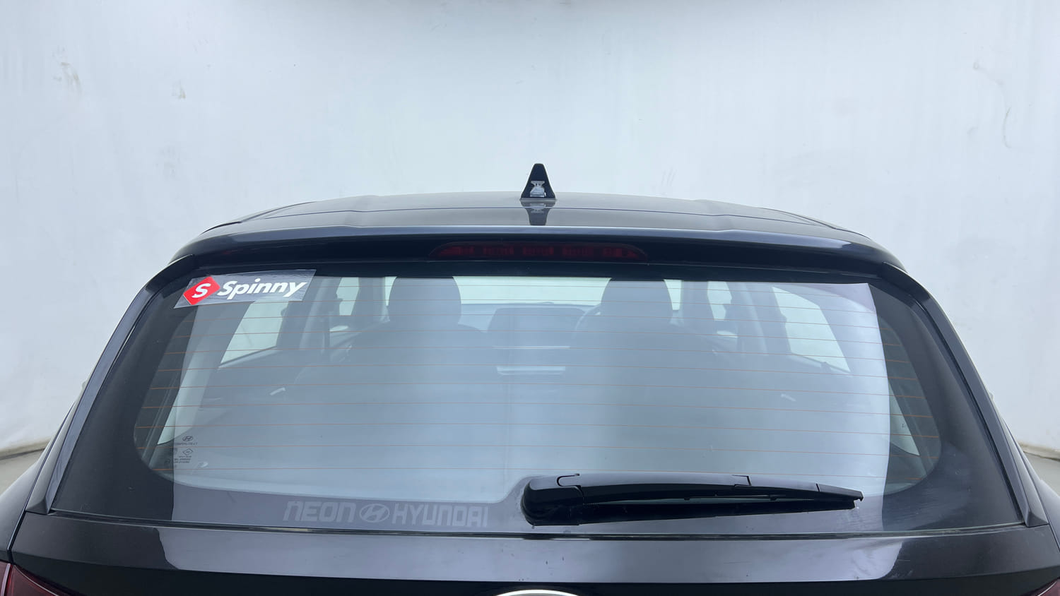 Used 2023 Hyundai i20 Asta (O) 1.2 MT Petrol Manual exterior BACK WINDSHIELD VIEW