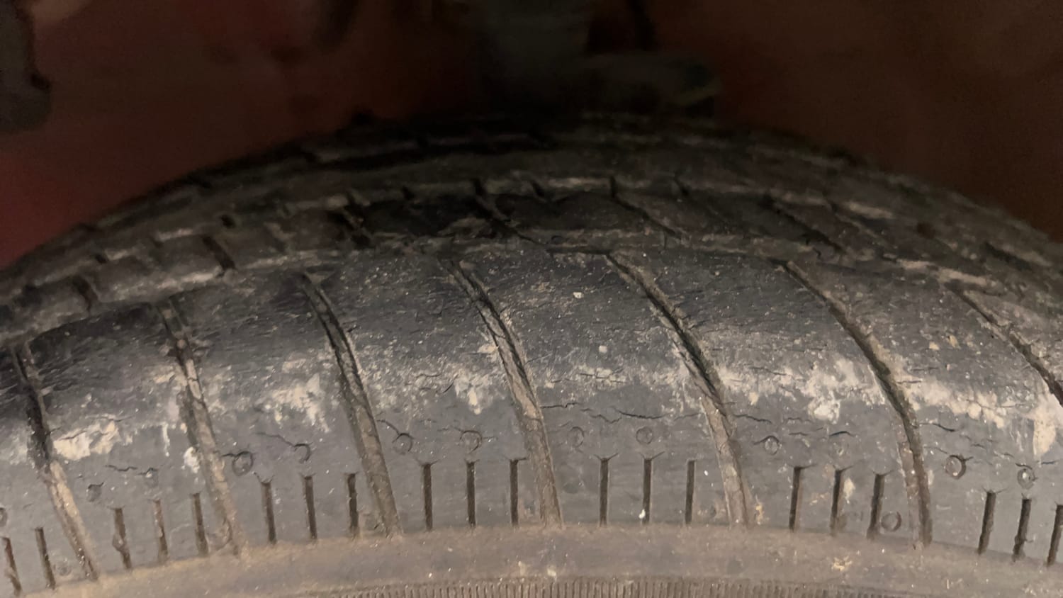 Used 2019 Maruti Suzuki Celerio ZXi (O) AMT Petrol Automatic tyres LEFT FRONT TYRE TREAD VIEW