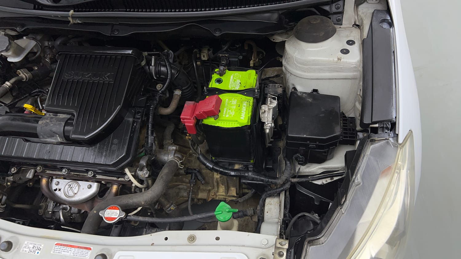 Used 2017 Maruti Suzuki Ciaz Zeta 1.4 MT Petrol Manual engine ENGINE LEFT SIDE VIEW