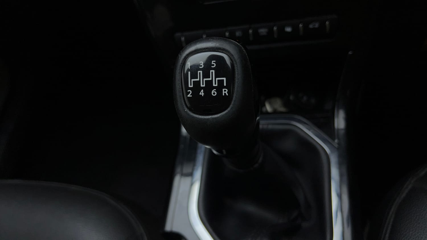 Used 2020 Tata Nexon XZ Plus (O) Petrol Manual interior GEAR  KNOB VIEW