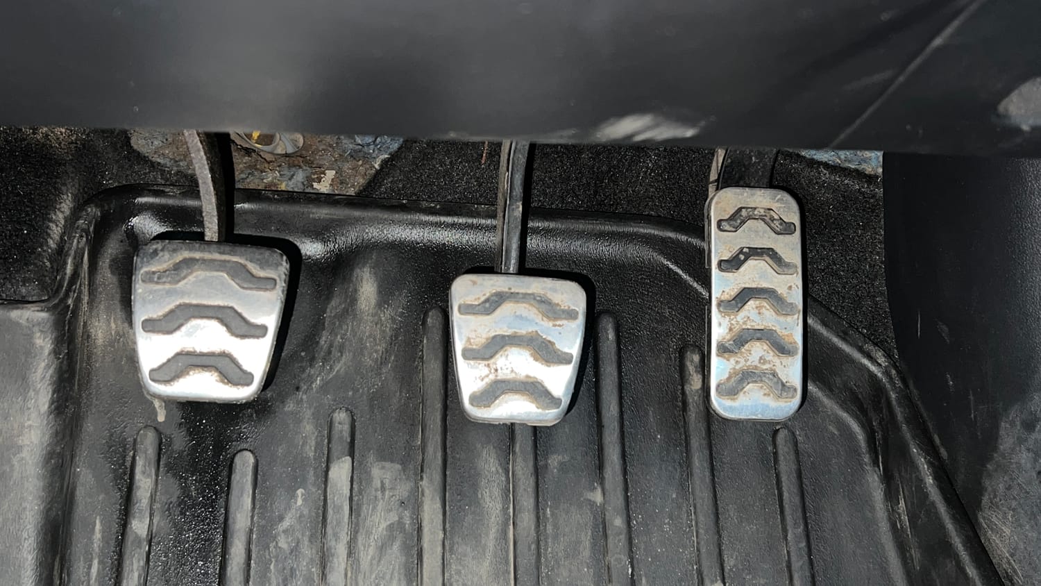 Used 2023 Hyundai Verna SX 1.5 Turbo Petrol MT Petrol Manual interior PEDALS VIEW