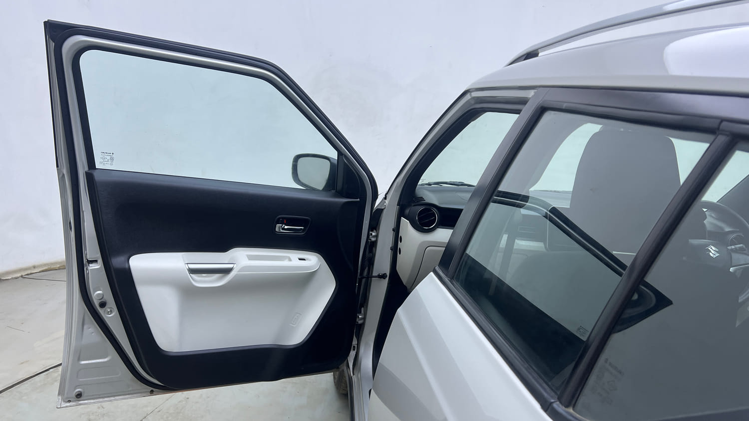 Used 2024 Maruti Suzuki Ignis Alpha 1.2 AMT Petrol Automatic interior LEFT FRONT DOOR OPEN VIEW